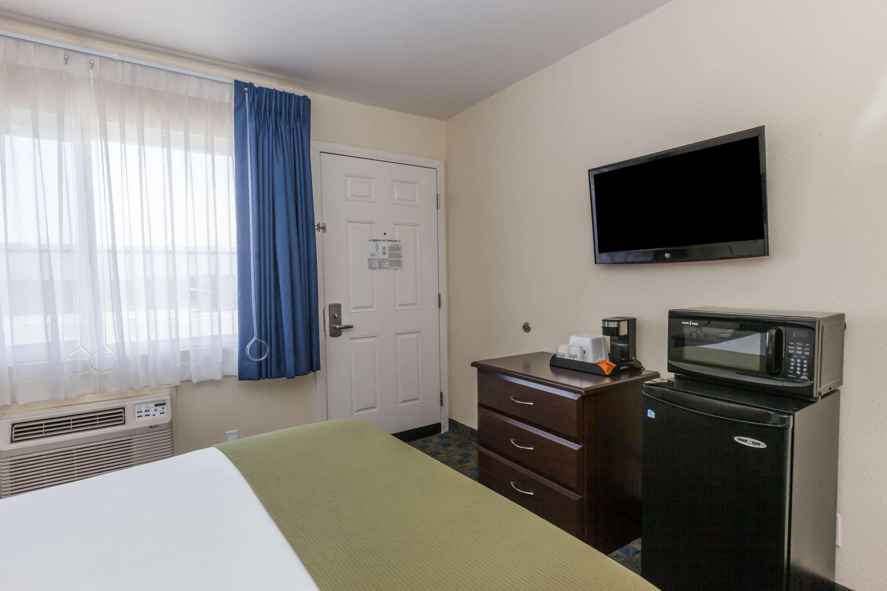 Days Inn By Wyndham Santa Maria Εξωτερικό φωτογραφία