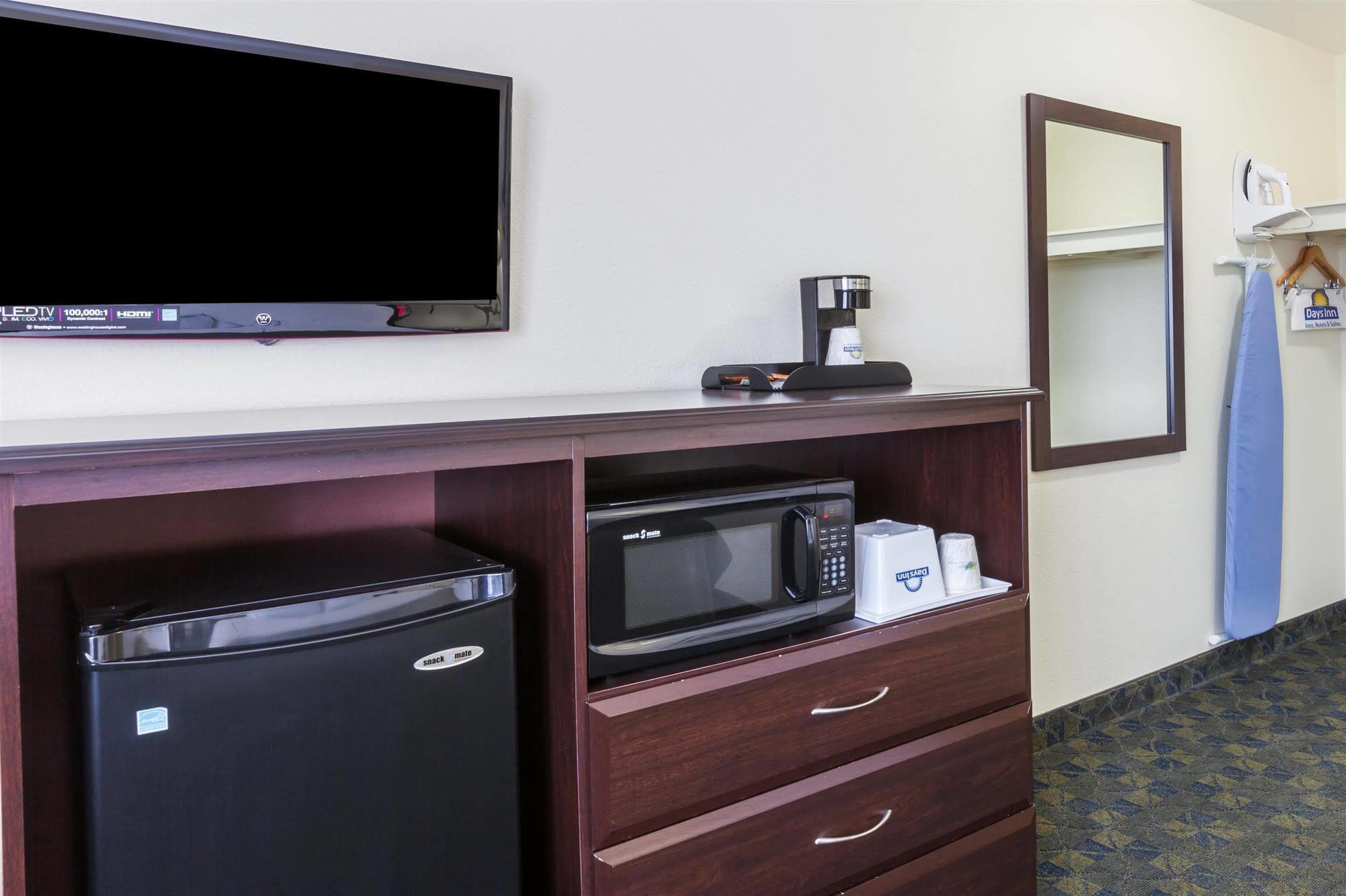 Days Inn By Wyndham Santa Maria Εξωτερικό φωτογραφία
