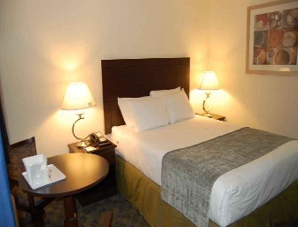 Days Inn By Wyndham Santa Maria Εξωτερικό φωτογραφία