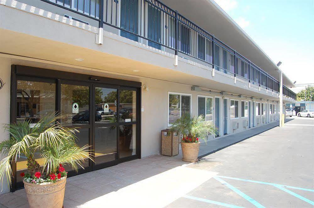 Days Inn By Wyndham Santa Maria Εξωτερικό φωτογραφία